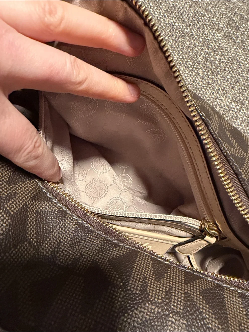 Michael Kors Dark Brown Logo Satchel with Light Beige Trim - Picture 13 of 15